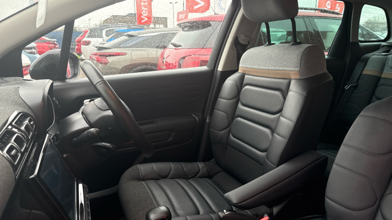 Citroen C3 Aircross 1.2 PureTech 110 Shine 5dr Petrol Hatchback